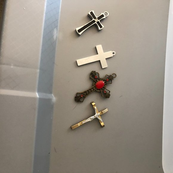 Crosses for Jewelry or Crafting - Picture 2 of 2